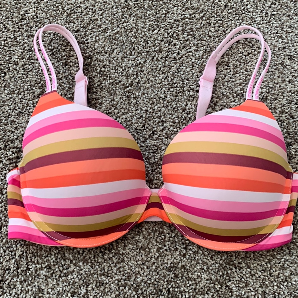 Victoria’s Secret Bra 34D